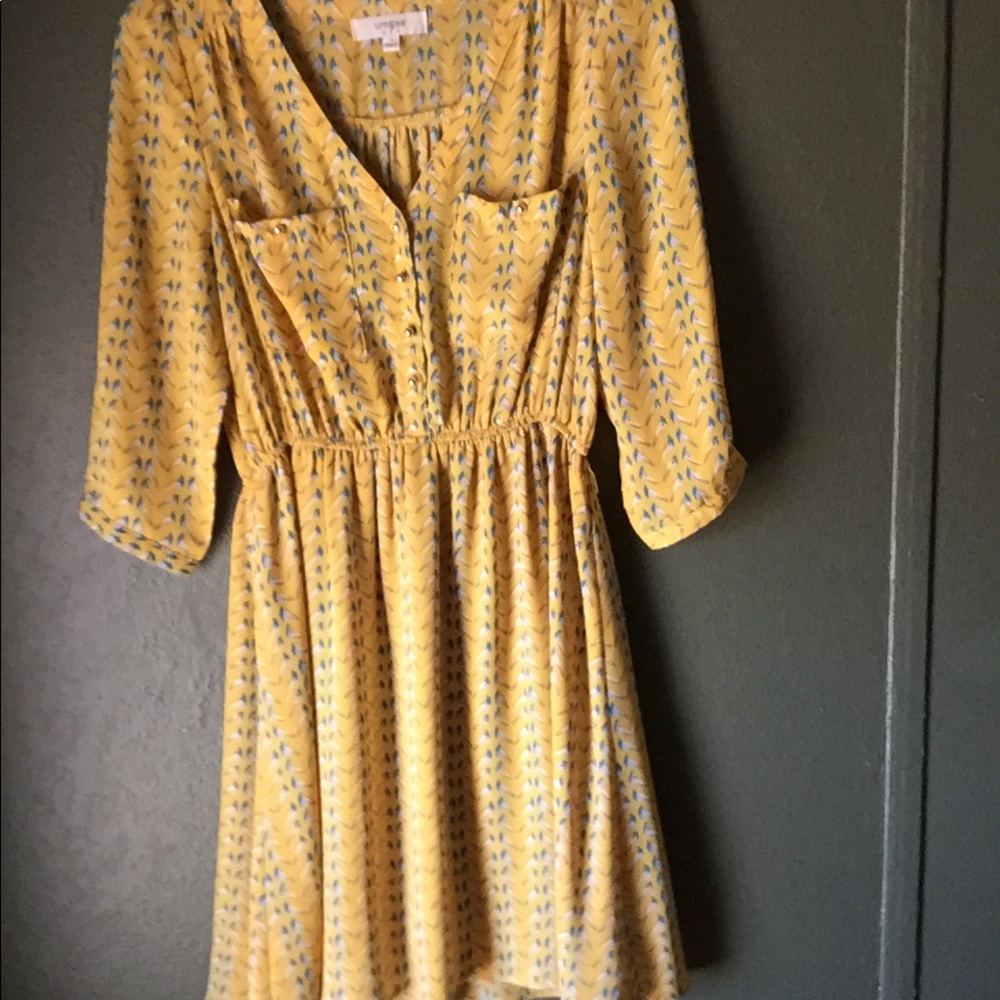 Cute yellow design boutique dress 3/4 sleeve